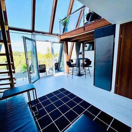 Sea & Sunset View Apartment In 帕兰加 外观 照片