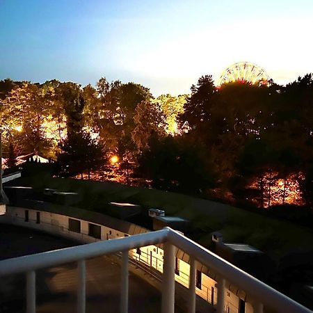 Sea & Sunset View Apartment In 帕兰加 外观 照片